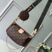 26위 LOUIS VUITTON 루이비통 멀티 포쉐트 악세수아 M44813