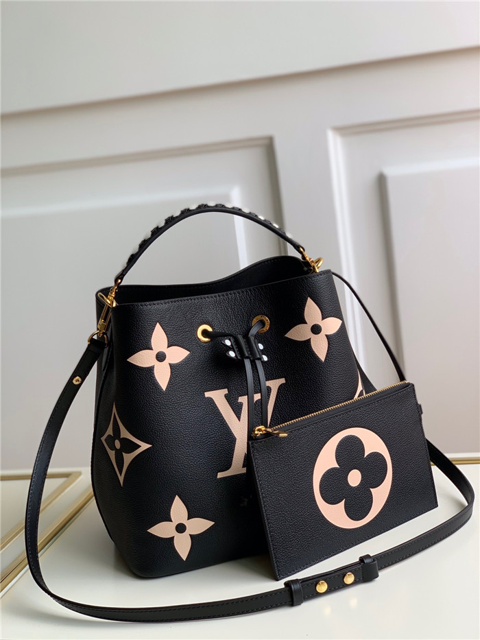 Louis Vuitton 루이비통 LV 크래프티 네오노에 MM M56890 2020/신상