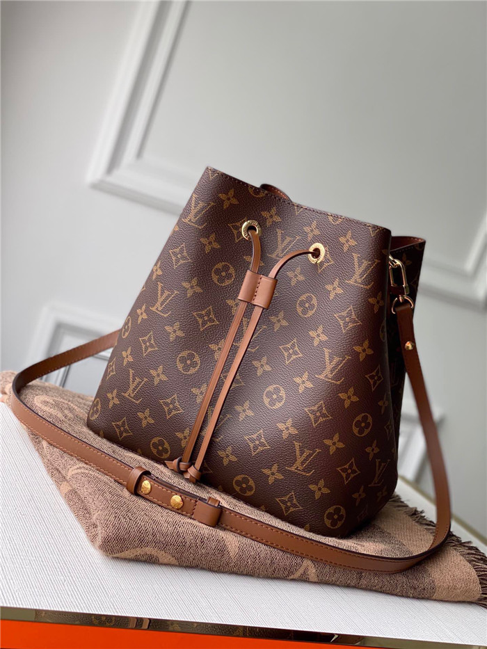 ★(판매완료)★ Louis Vuitton ﻿루이비통 네오노에 버킷백 카라멜 26x26x17cm 해외제작상품 국내배송가능