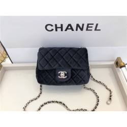 CHANEL 샤넬 골드볼 쁘띠삭 미니 플랩백 18CM AS1786 신상