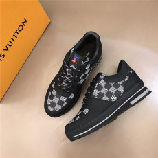 Louis Vuitton 루이비통 남성용 스니커즈 L64980-4 신상