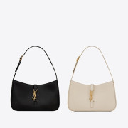 27위 Saint Laurent 생로랑 스몰 호보백 Y65722