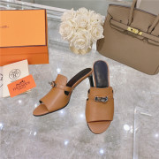 30위 HERMES 에르메스 여성용 뮬 샌들 (힐높이6.5CM) H30020