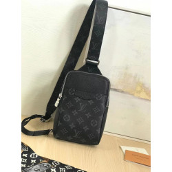 ★(판매완료)★ Louis Vuitton 루이비통 아웃도어 슬링백 국내배송건