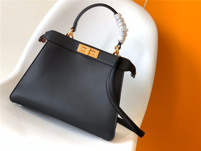 Fendi 펜디 아이코닉 피카푸 아이씨유 스몰백 33.5CM F8321