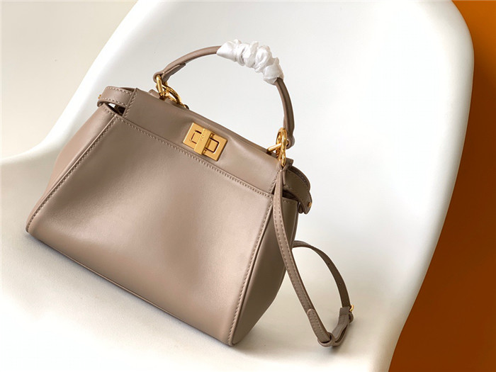 Fendi 펜디 피카푸 23CM F2651