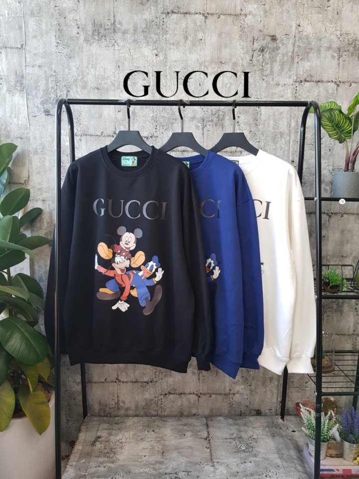 GUCCi 구찌 미키구피도널드 맨투맨