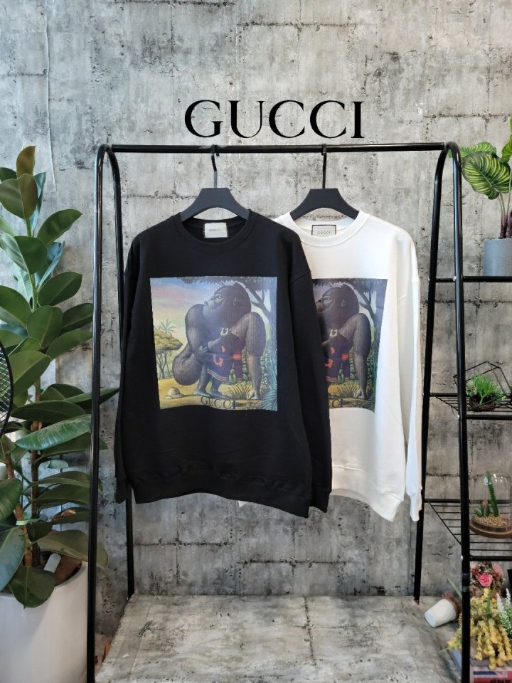 GUCCi 구찌 고릴라  로고 쭈리맨투맨