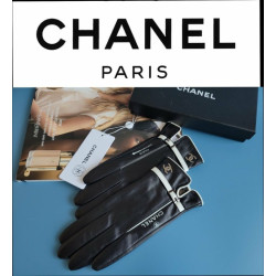 Chanel 샤넬 여성용 버클 레더 장갑