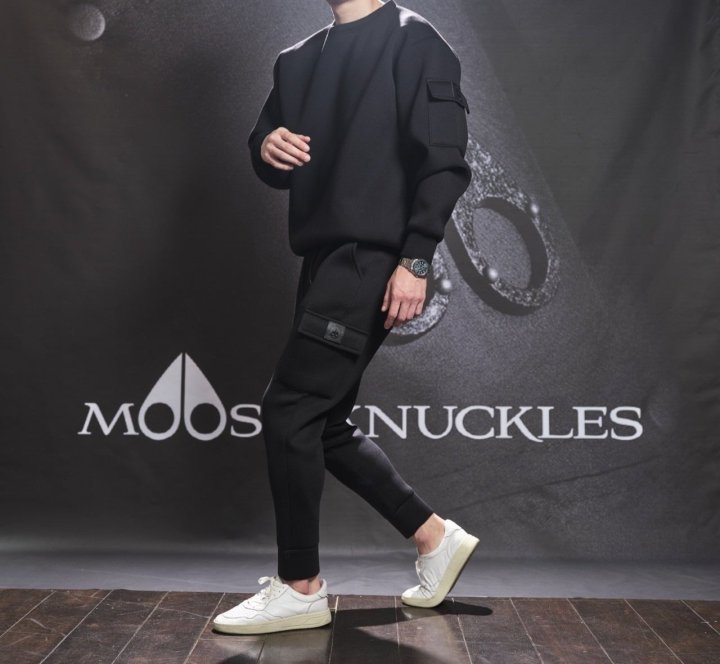 Moose Knuckle 무스너클 맨투맨 세트