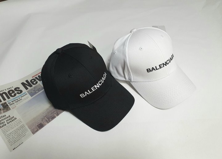 BALENCIAGA 발렌시아가 볼캡