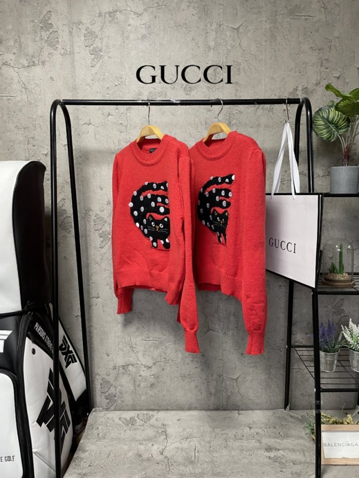 GUCCI 구찌 블랙캣 자수니트