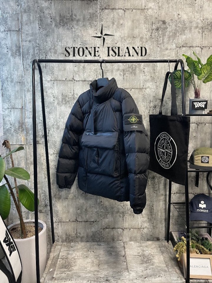 STONE ISLAND 스톤아일랜드 포켓 아노락 패딩