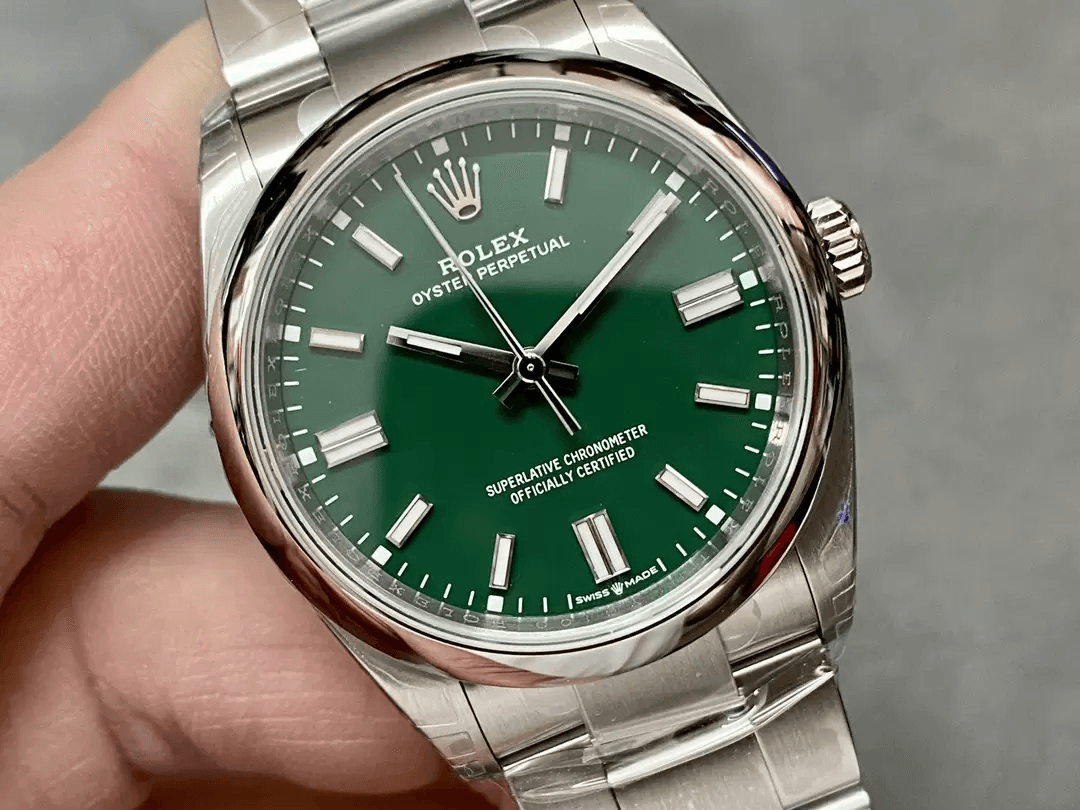 ROLEX 로렉스 오이스터 퍼페츄얼 그린 다이얼 스무스 베젤 126200