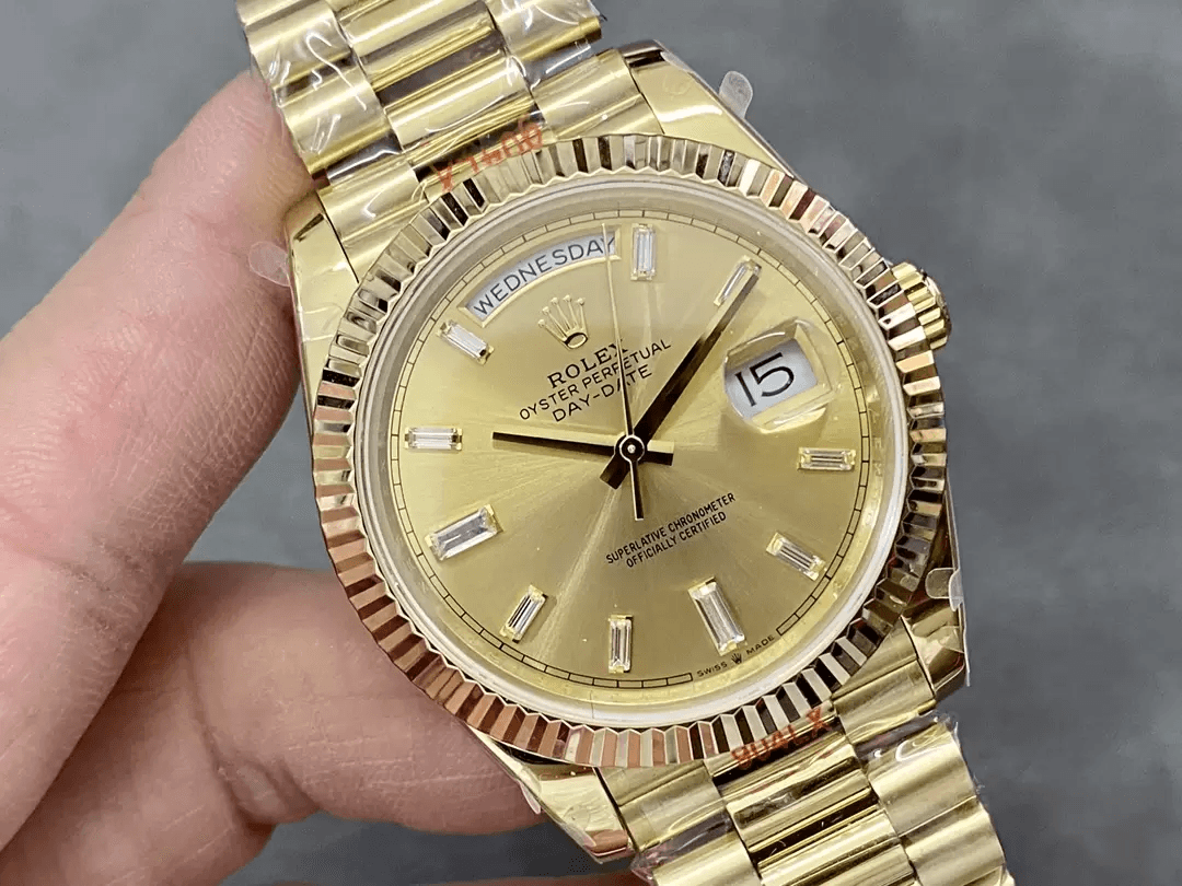 ROLEX 로렉스 데이데이트 금통 샴페인 228235