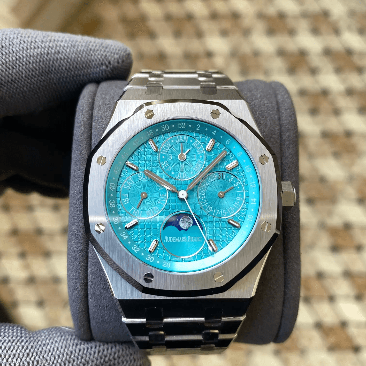 AUDEMARS PIGUET  오데마피게 로얄오크 퍼페추얼 캘린더 티파니 다이얼 26574