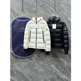 MONCLER 몽클레어 숏패딩