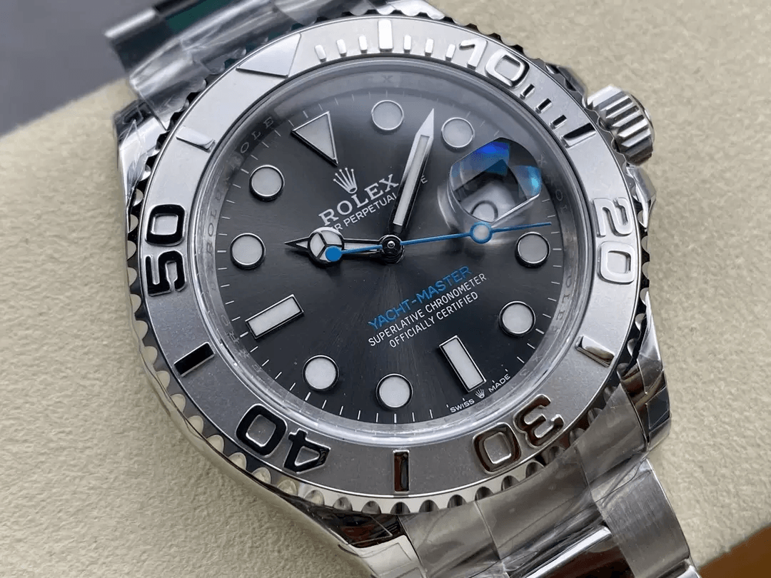 ROLEX 로렉스 요트마스터 그레이 다이얼 40mm 126622