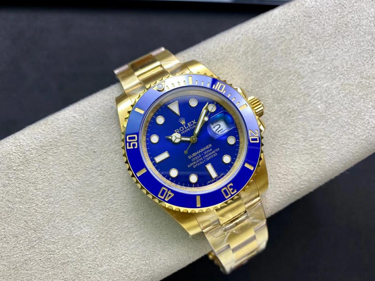 ROLEX 로렉스 서브마리너 청판 금통 40mm