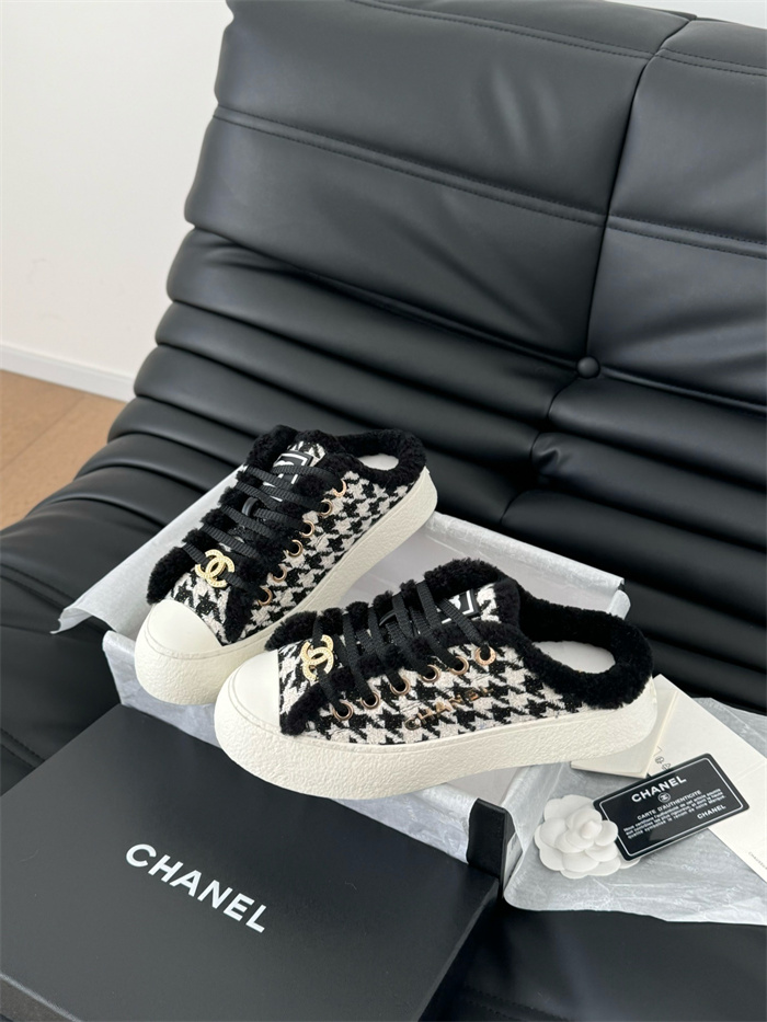 CHANEL 샤넬 여성용 스니커즈 C62405-1 2024/신상