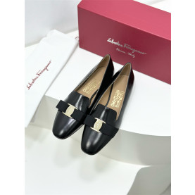 FERRAGAMO 페레가모 여성용 로퍼 F64221-2 2024/신상 2COLOR