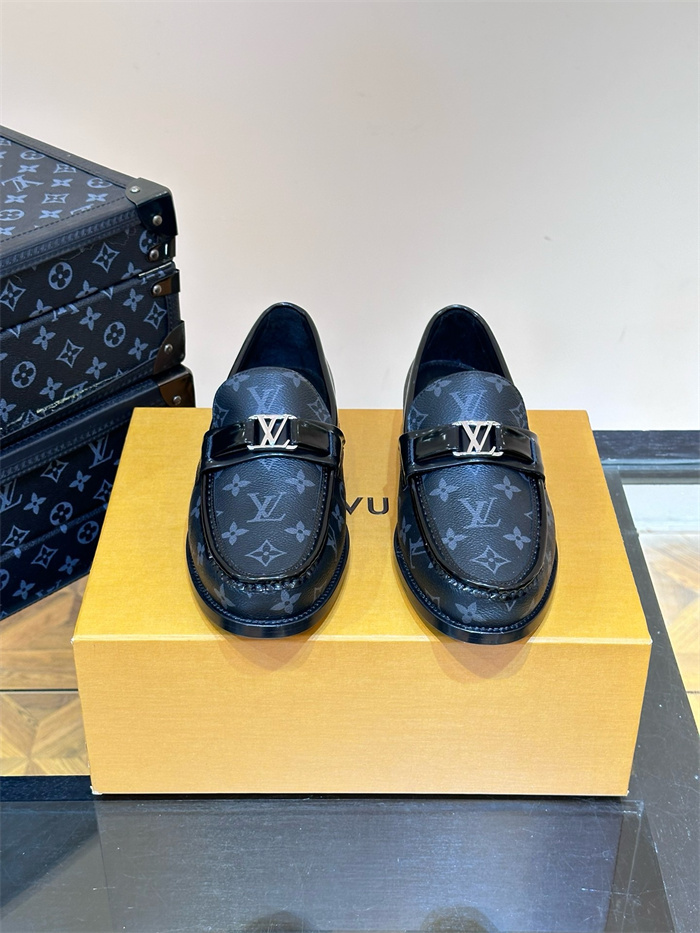 LOUIS VUITTON 루이비통 남성용 로퍼 L92278-1 2024/신상 2COLOR