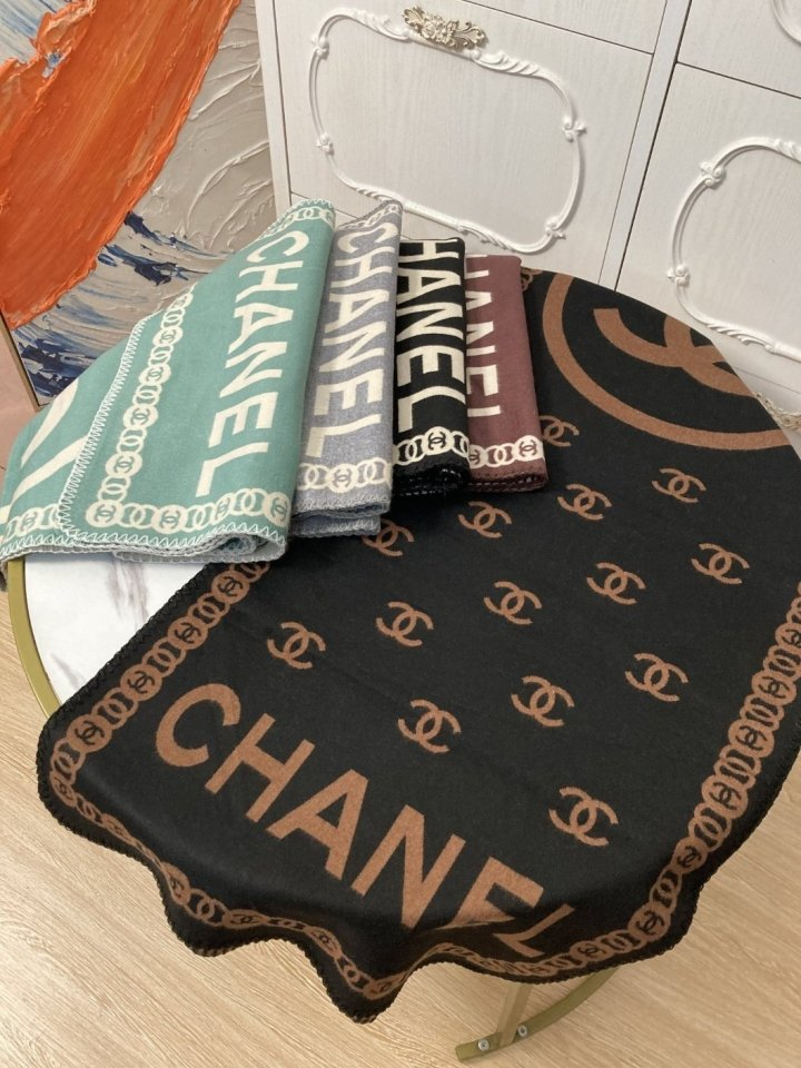 CHANEL 샤넬 로고 목도리