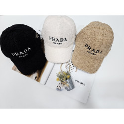 PRADA 프라다 니트캡