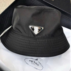 PRADA 프라다 버킷햇
