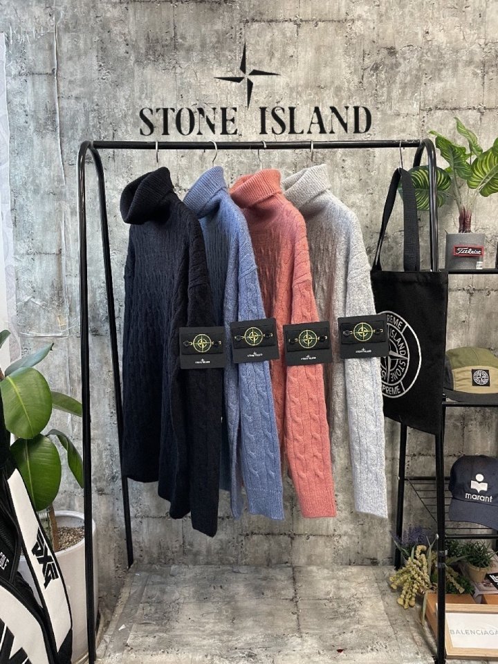 STONE ISLAND 스톤아일랜드 케이블 캐시 목폴라 울 니트