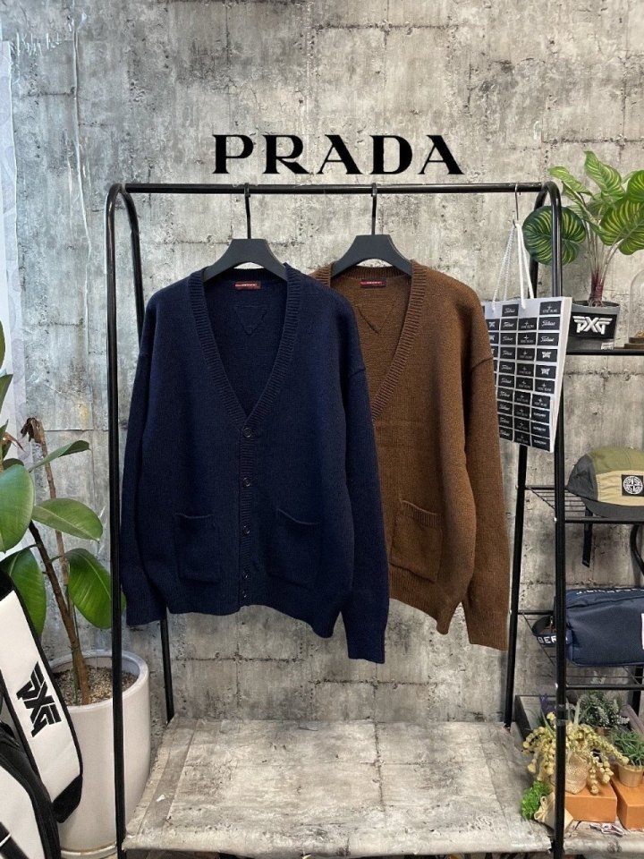 PRADA 프라다 울니트 가디건