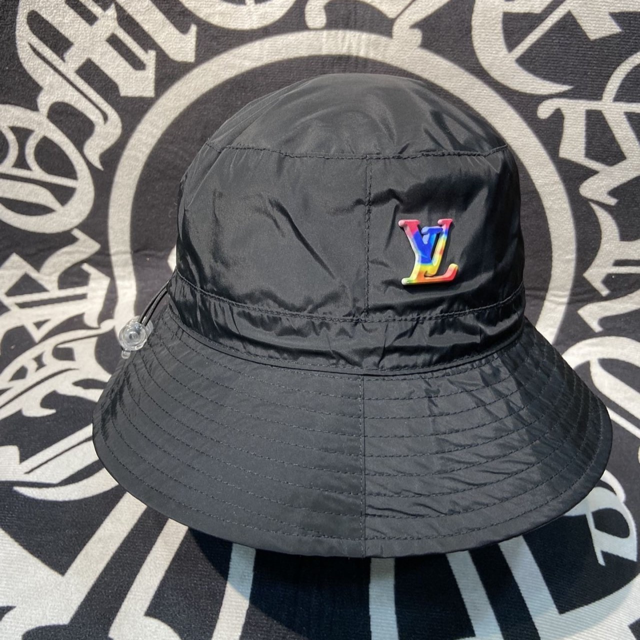 LOUIS VUITTON 루이비통 버킷햇