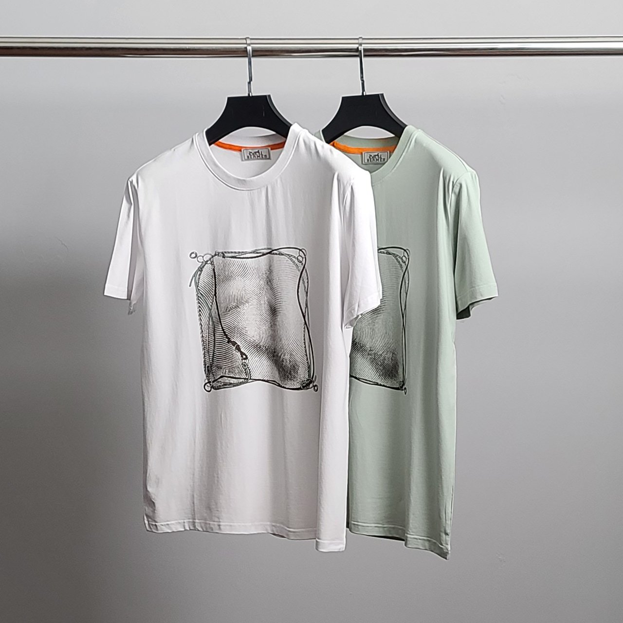 HERMES 에르메스 체인 라운드 반팔티