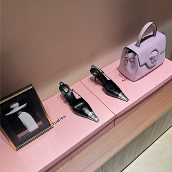 SAINT LAURENT 생로랑 여성용 샌들 (굽높이8CM) Y79898 (무광 / 스웨이드)