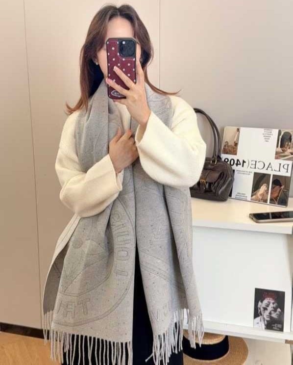 LOUIS VUITTON 루이비통 캐시미어 숄 머플러