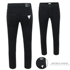 BOTTEGA VENETA 보테가베네타 화이트 트라이앵글 블랙 슬림진