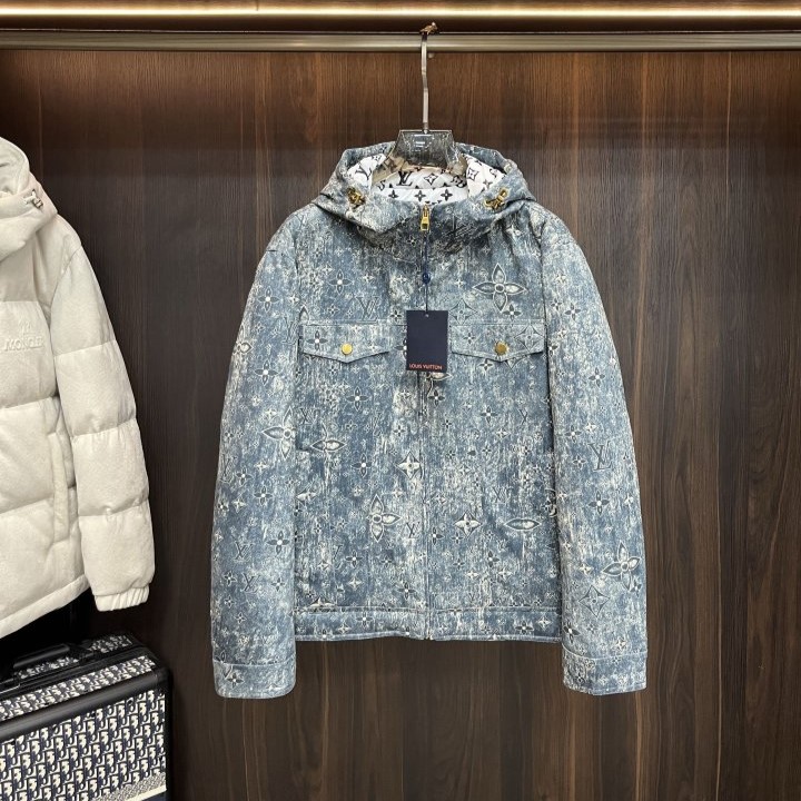 LOUIS VUITTON 루이비통 모노그램 그래피티 다운 패딩
