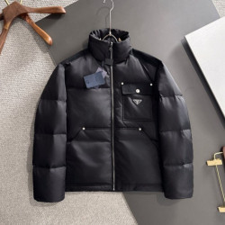 PRADA 프라다 리나일론 크롭 다운 자켓