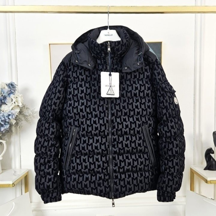 MONCLER 몽클레어  사부아 구스다운 리버시블 패딩