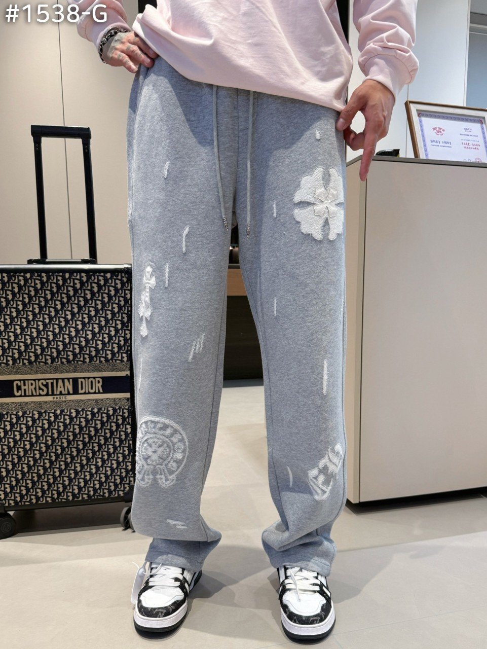 CHROME HEARTS 크롬하츠 홀스슈 레더 크로스 스웻 팬츠 2COLOR