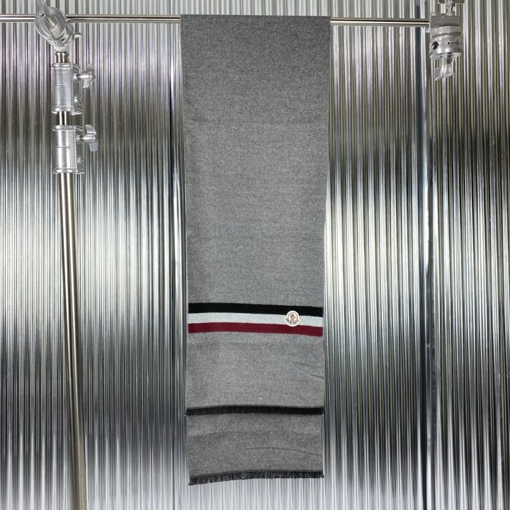 MONCLER 몽클레어 삼색라인 포트 머플러