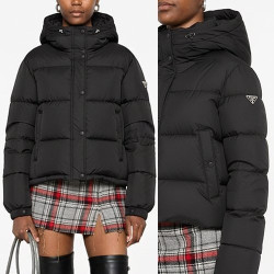 PRADA 프라다 플레이트 후드 패딩