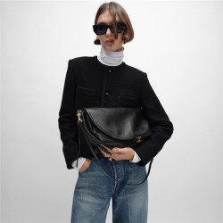 CELINE 셀린느 하프문 소프트 트리옹프 숄더백 124142 2COLOR