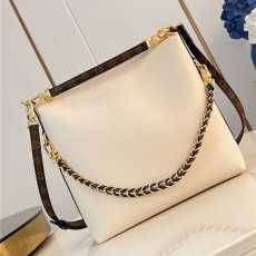 LOUIS VUITTON 루이비통 멀티패스 토트백 M28029