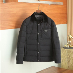 PRADA 프라다 삼각로고 포켓 다운 패딩