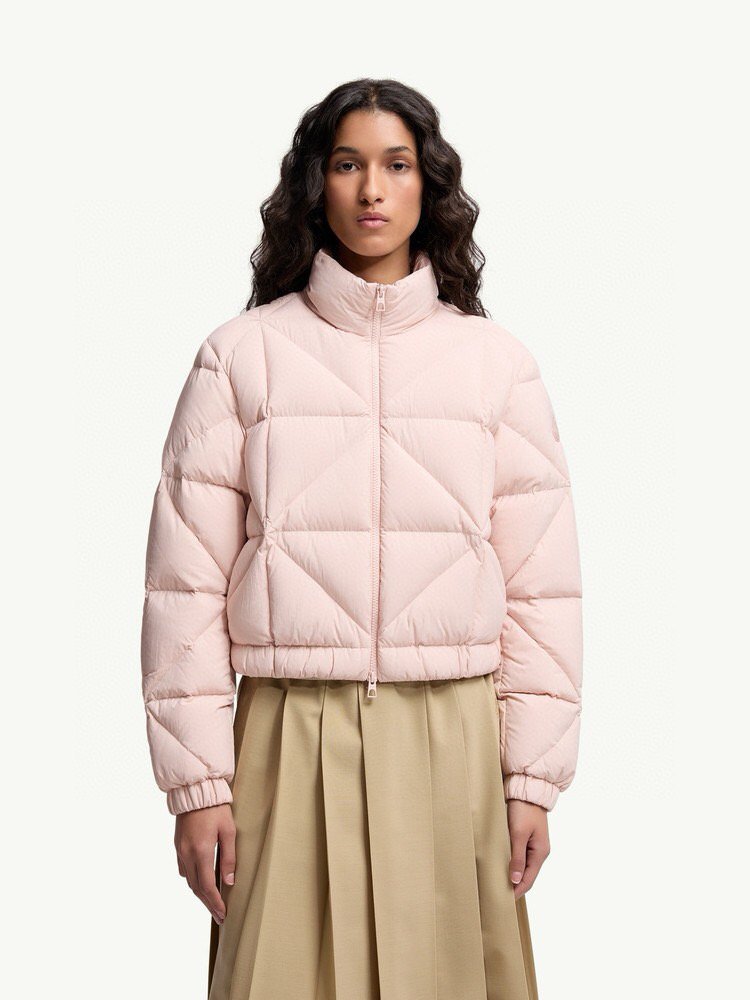 MONCLER 몽클레어 017 ANAFI 아나피 구스다운 숏패딩 2COLOR