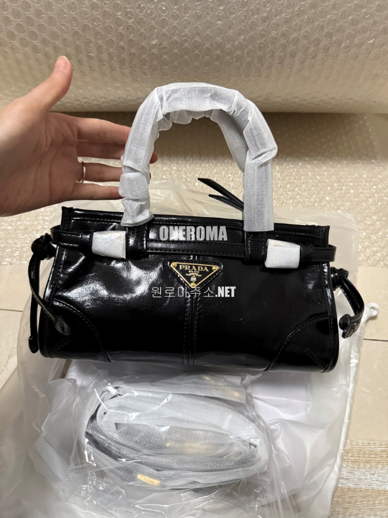 장*현 고객님 프라다 보니 미니 가죽 핸드백
