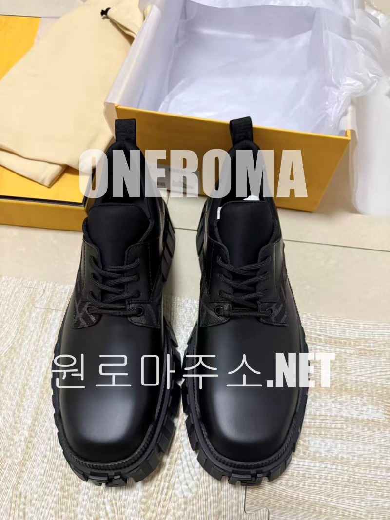 펜디 FF 포스 레이업 더비 슈즈