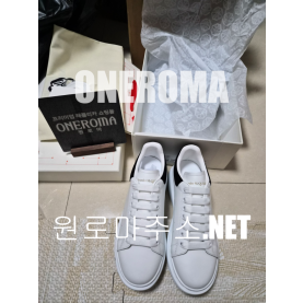 알렉산더맥퀸 스웨이드 오버솔 스니커즈 블랙