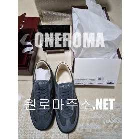 구찌 스웨이드 스니커즈